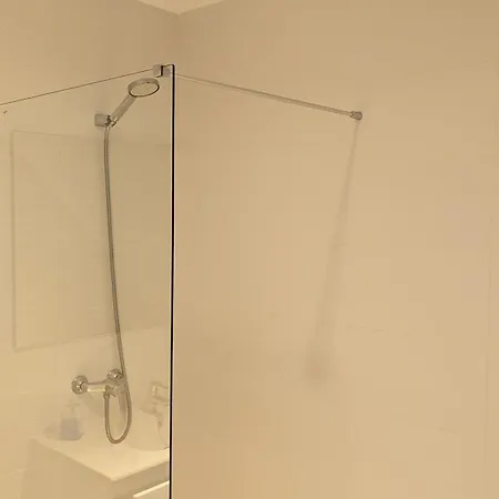 Modern 2-bdr With A Pool - Casa Lex 라 올리바